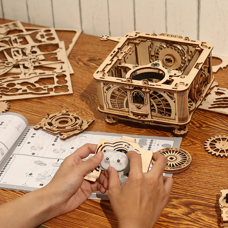 DIY Classic Gramophone Wooden Puzzle Building Kit