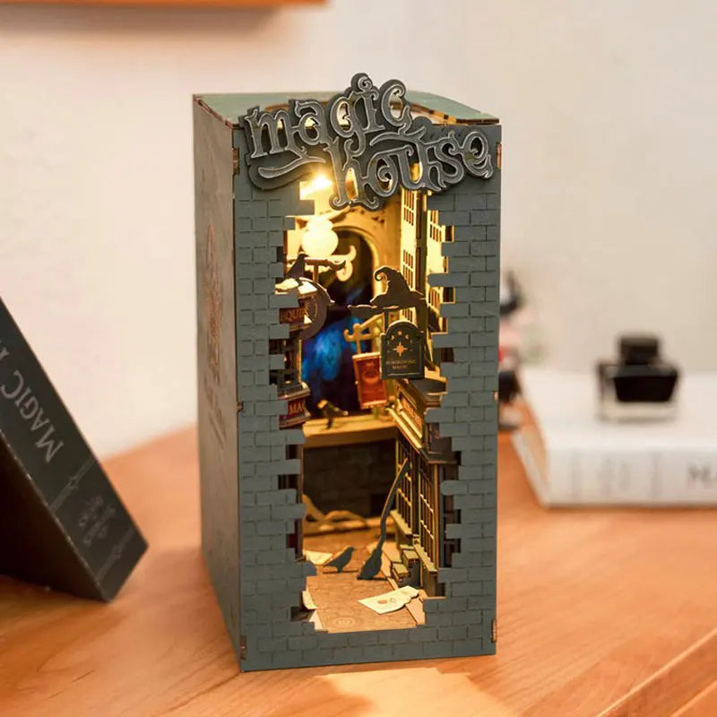 Book Nook DIY with LED Light
